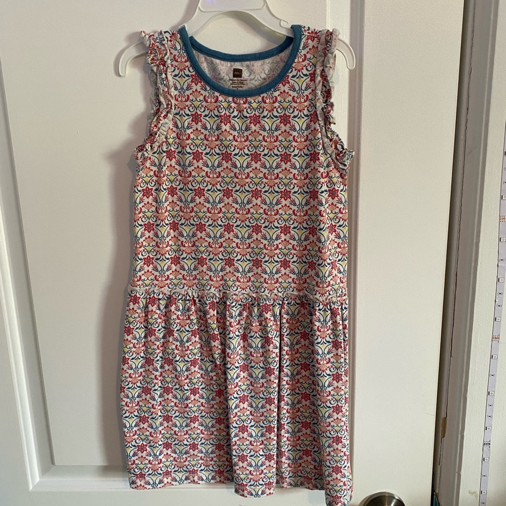 Kids flower dress size 6